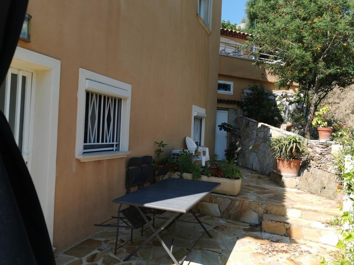 Ou Souleou Apartment Bormes-les-Mimosas Luaran gambar
